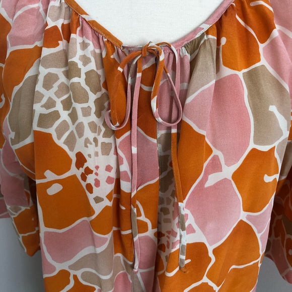 Joe Fresh 100% silk blouse, size S - Picture 2 of 3